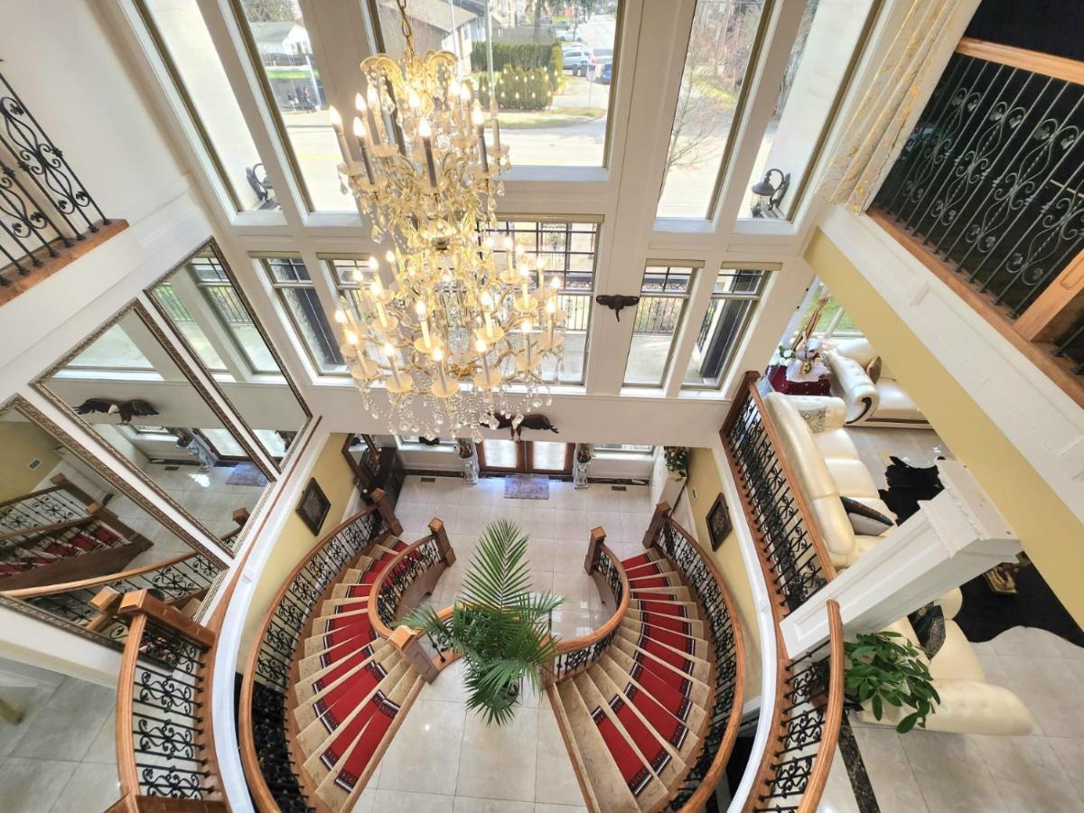 Empire Palace Hotel Surrey Buitenkant foto